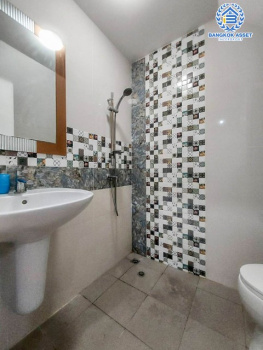 *****ทาวน์เฮ้าส์มือสองย่านเมืองทอง ม.โกลเด้นซิตี้ แจ้งวัฒนะ-เมืองทอง เนื้อที่กว้าง 19 ตร.ว. ฟังก์ชัน 4 ห้องนอน 3 ห้องน้ำ ที่จอดรถ 2 คัน ฟรี! เครื่องปรับอากาศ 4 เครื่อง ลงเสาเข็ม ต่อเติมพร้อมเข้าอยู่ได้ทันที ทำเลเดินทางสะดวก ใกล้รถไฟฟ้าสายสีชมพู "สถานีปากเกร็ด" และจุดขึ้นทางด่วน "อุดรรัถยา" จองเลย!